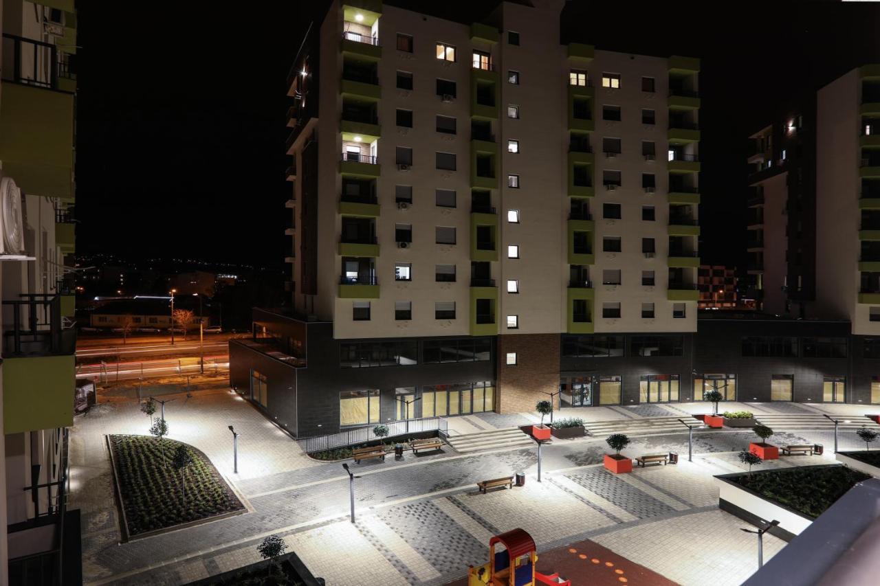 Apartment Promenada Avenija Novi Sad Luaran gambar