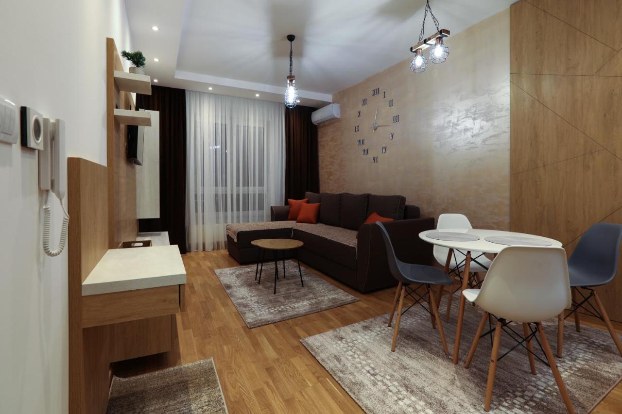 Apartment Promenada Avenija Novi Sad Luaran gambar